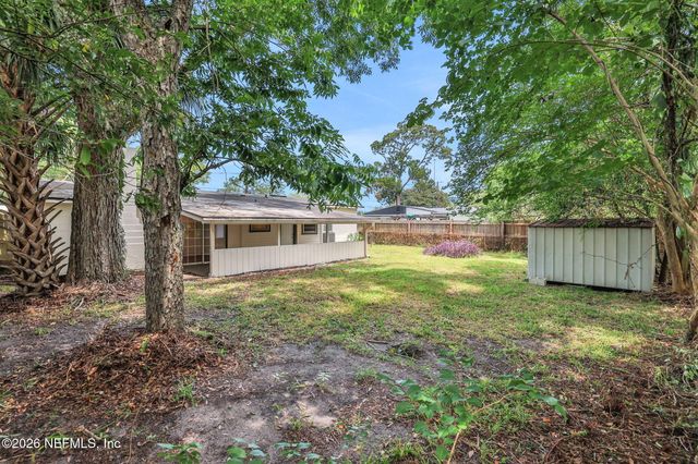 3701 COPPER Circle E, Jacksonville, FL 32207