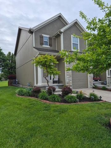 211 N Laurel Street, Gardner, KS 66030