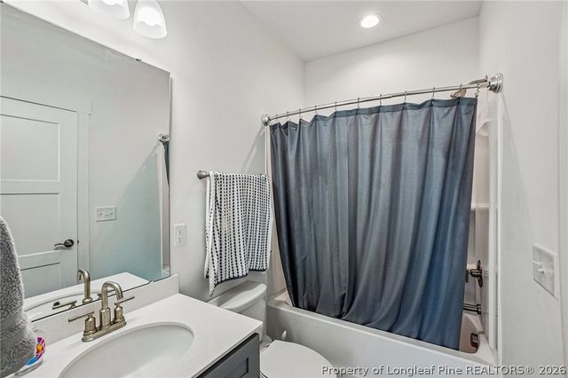 1020 E Harnett Street, Dunn, NC 28334