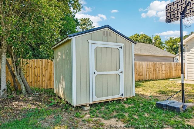 1020 E Harnett Street, Dunn, NC 28334