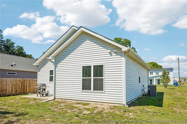 1020 E Harnett Street, Dunn, NC 28334