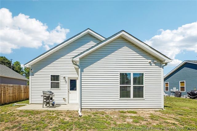 1020 E Harnett Street, Dunn, NC 28334
