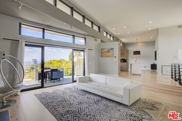 3223 Tareco Drive, Los Angeles, CA 90068