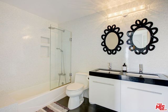 3223 Tareco Drive, Los Angeles, CA 90068