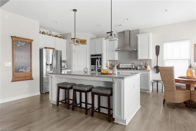 111 Gander DR, Moyock, NC 27958