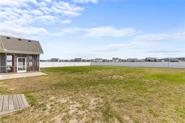 111 Gander DR, Moyock, NC 27958