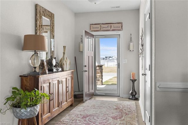 111 Gander DR, Moyock, NC 27958