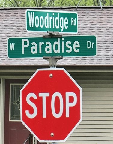 1818 Woodridge ROAD, West Bend, WI 53095