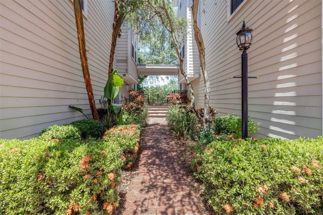 3315 W DE LEON STREET 16, Tampa, FL 33609