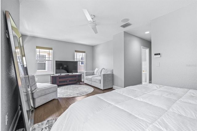 3315 W DE LEON STREET 16, Tampa, FL 33609