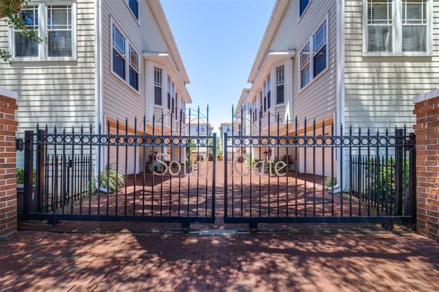 3315 W DE LEON STREET 16, Tampa, FL 33609