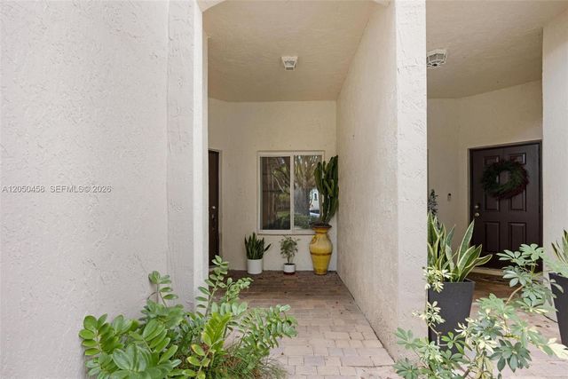 1980 SE 23rd Ave, Homestead, FL 33035
