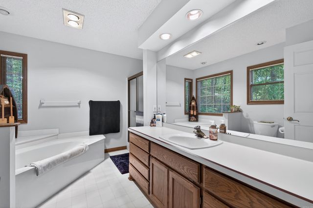 6 Tobarra Lane, Hot Springs, AR 71909