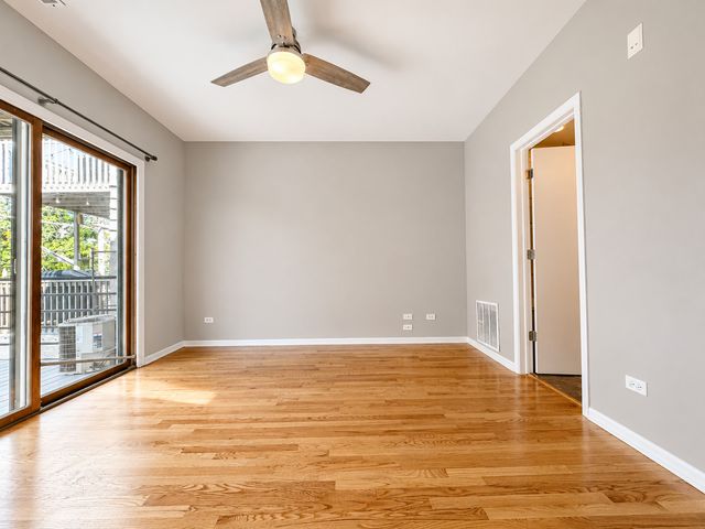 1966 W Diversey Parkway 2, Chicago, IL 60614