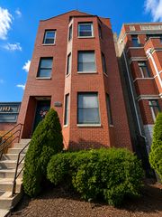 1966 W Diversey Parkway 2, Chicago, IL 60614