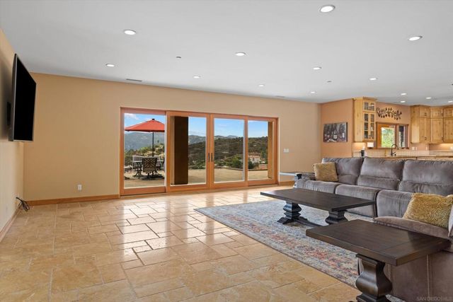 3023 25 Via Viejas, Alpine, CA 91901