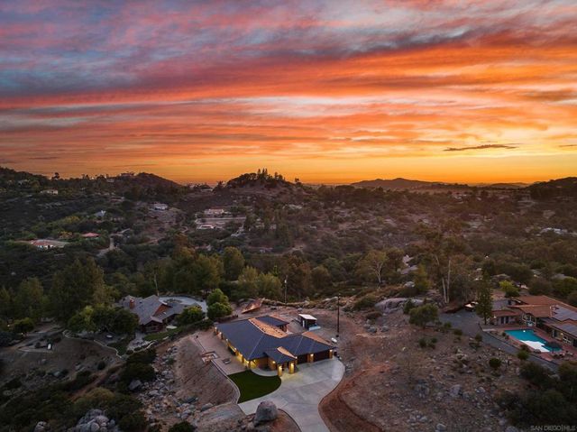 3023 25 Via Viejas, Alpine, CA 91901