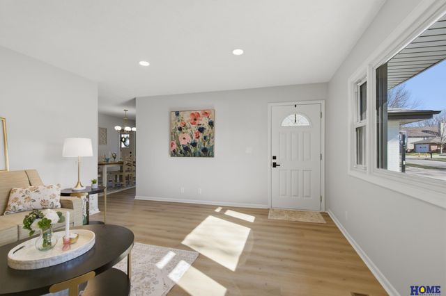 2801 N 74th Street, Lincoln, NE 68507