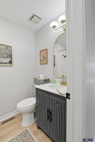 2801 N 74th Street, Lincoln, NE 68507