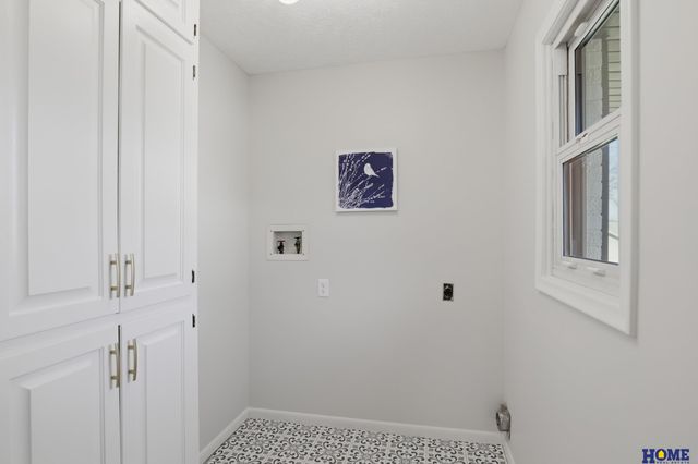 2801 N 74th Street, Lincoln, NE 68507