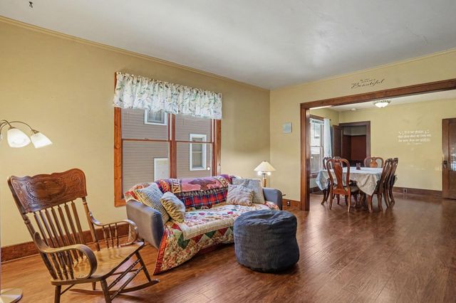 73 E 21st Street, Holland, MI 49423