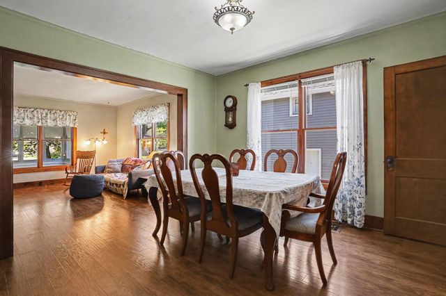 73 E 21st Street, Holland, MI 49423