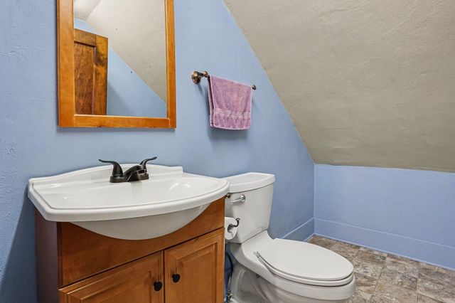 73 E 21st Street, Holland, MI 49423