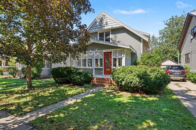 73 E 21st Street, Holland, MI 49423