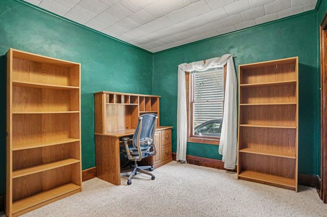 73 E 21st Street, Holland, MI 49423