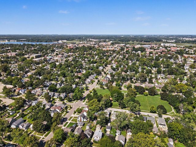 73 E 21st Street, Holland, MI 49423