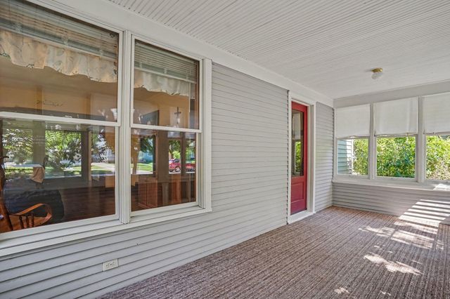 73 E 21st Street, Holland, MI 49423
