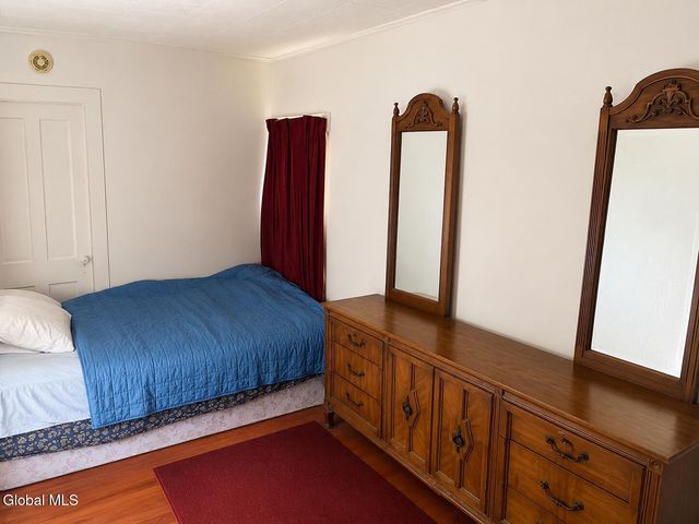 422 4th Avenue, Troy, NY 12182