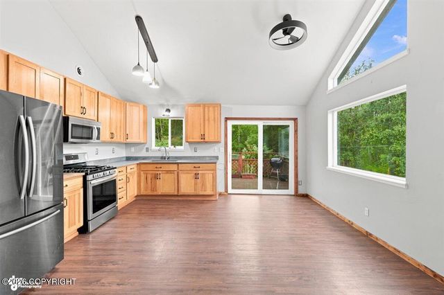 20262 E Birch Hill Drive, Palmer, AK 99645