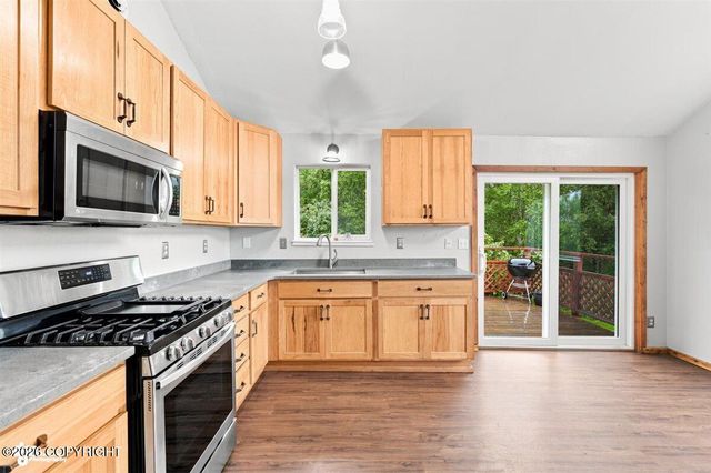 20262 E Birch Hill Drive, Palmer, AK 99645