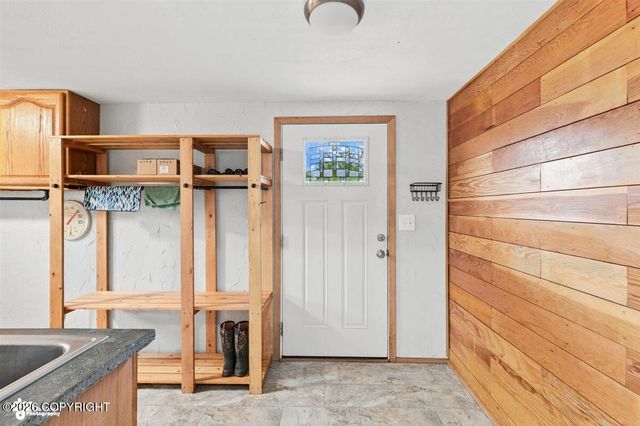20262 E Birch Hill Drive, Palmer, AK 99645