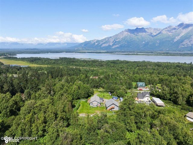 20262 E Birch Hill Drive, Palmer, AK 99645