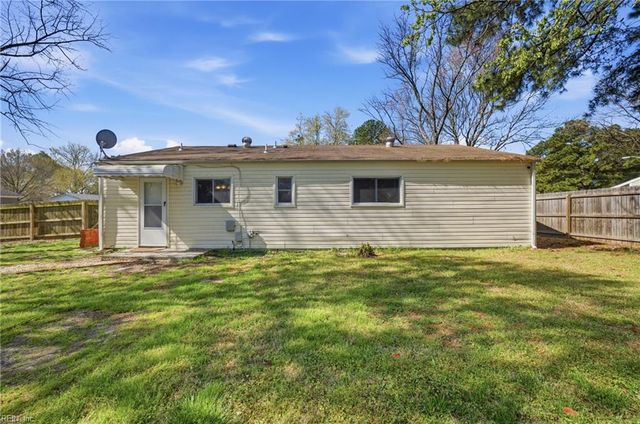 3301 Opoho CRES, Chesapeake, VA 23321