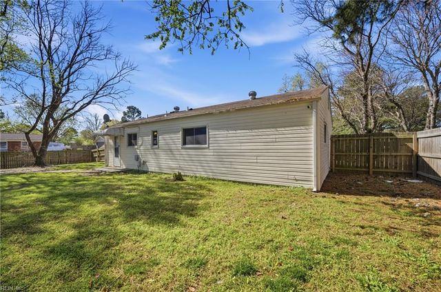 3301 Opoho CRES, Chesapeake, VA 23321