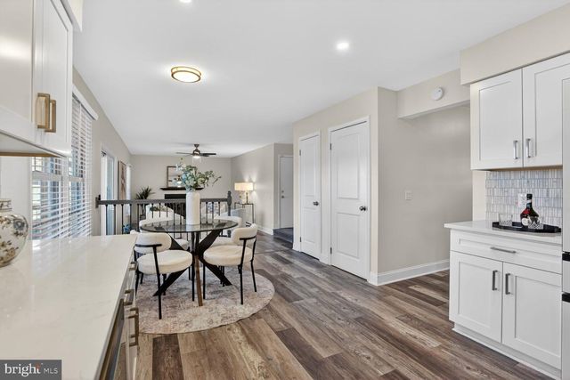 5502 BUGGY WHIP DR, Centreville, VA 20120