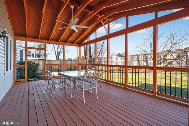 5502 BUGGY WHIP DR, Centreville, VA 20120