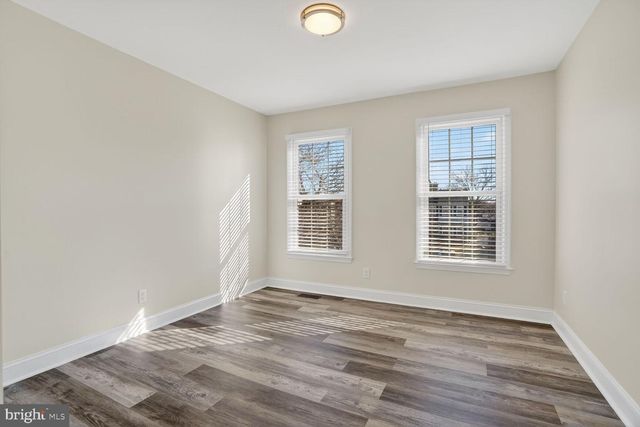 5502 BUGGY WHIP DR, Centreville, VA 20120