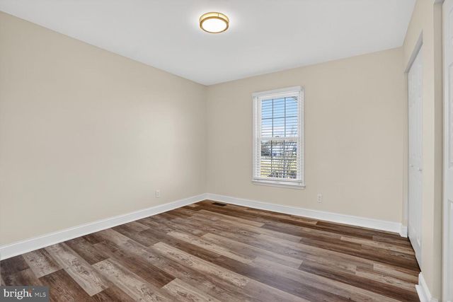 5502 BUGGY WHIP DR, Centreville, VA 20120