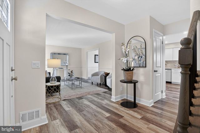 5502 BUGGY WHIP DR, Centreville, VA 20120