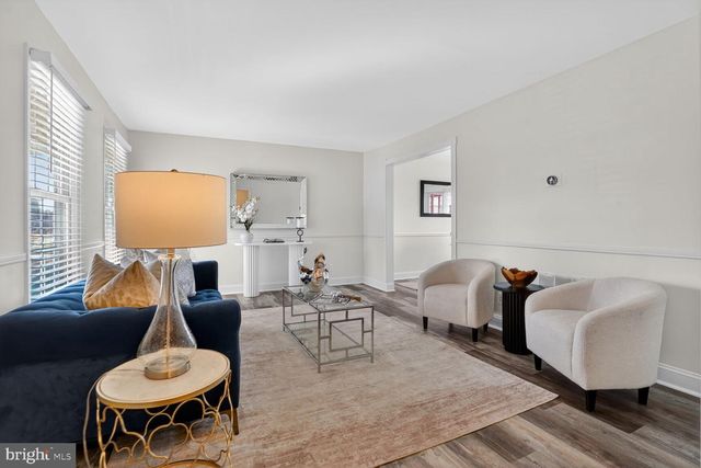 5502 BUGGY WHIP DR, Centreville, VA 20120