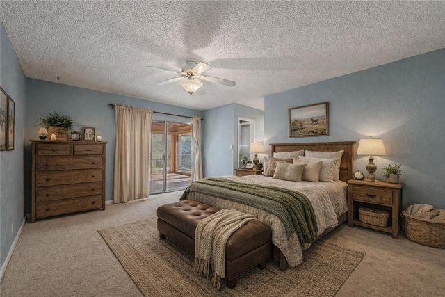 6300 Claywood Lane, Fayetteville, AR 72703