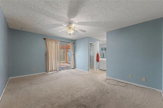 6300 Claywood Lane, Fayetteville, AR 72703