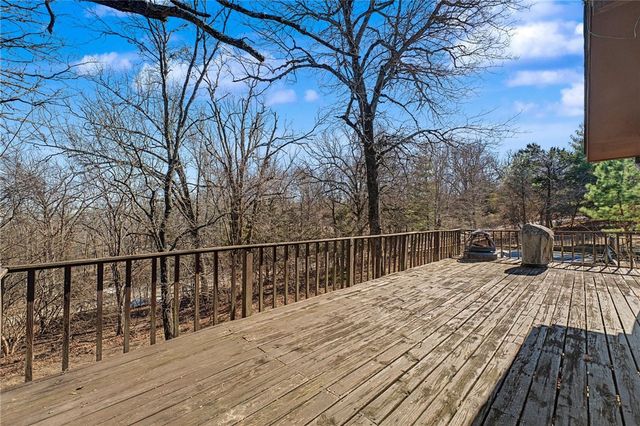 6300 Claywood Lane, Fayetteville, AR 72703