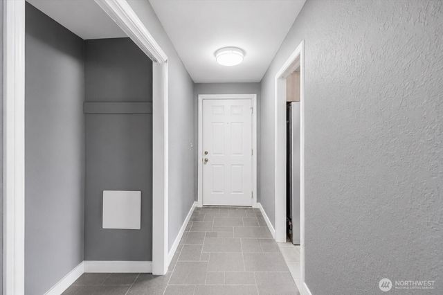 9015 Winona Street SW, Lakewood, WA 98498