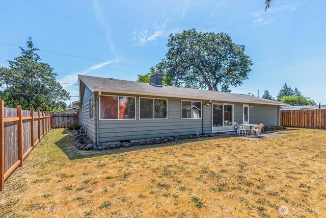 9015 Winona Street SW, Lakewood, WA 98498