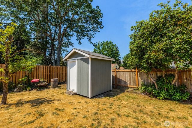 9015 Winona Street SW, Lakewood, WA 98498